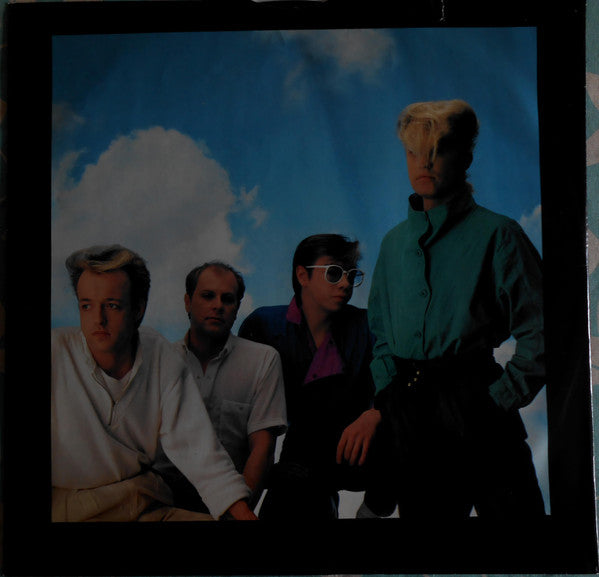 A Flock Of Seagulls : Listen (LP,Album)