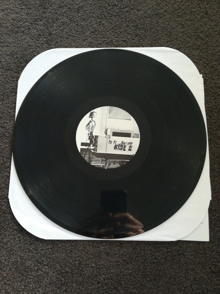 Various : Is It... Dead? (LP,Compilation)