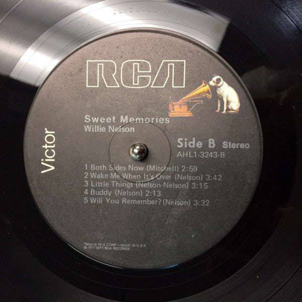 Willie Nelson : Sweet Memories (LP,Compilation)
