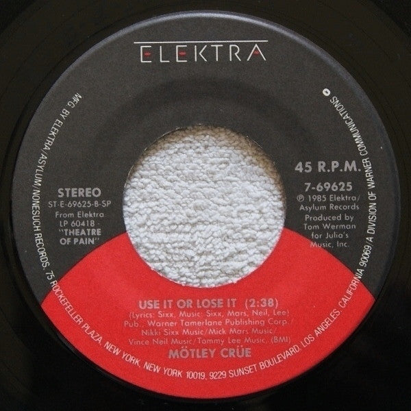 Mötley Crüe : Smokin' In The Boys Room (7",Single,45 RPM)