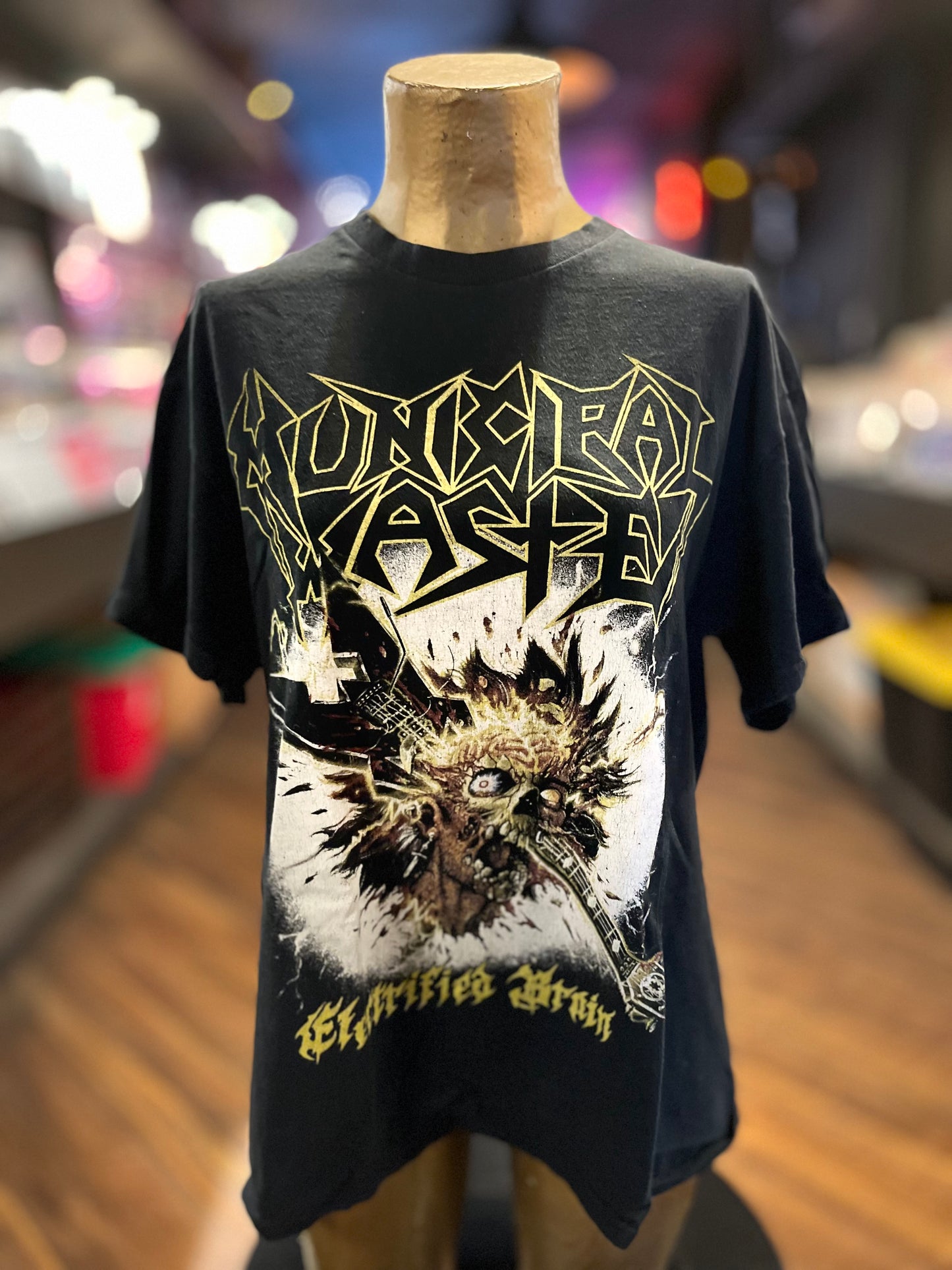 Municipal Waste Electrified brain Tee (L)