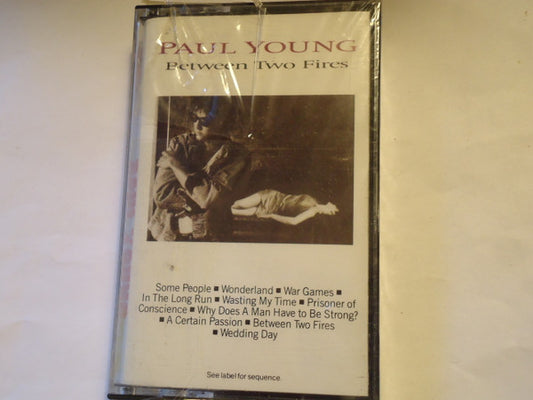 Paul Young : Between Two Fires (Album)