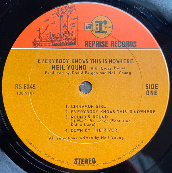Neil Young With Crazy Horse : Everybody Knows This Is Nowhere (LP,Album,Stereo)