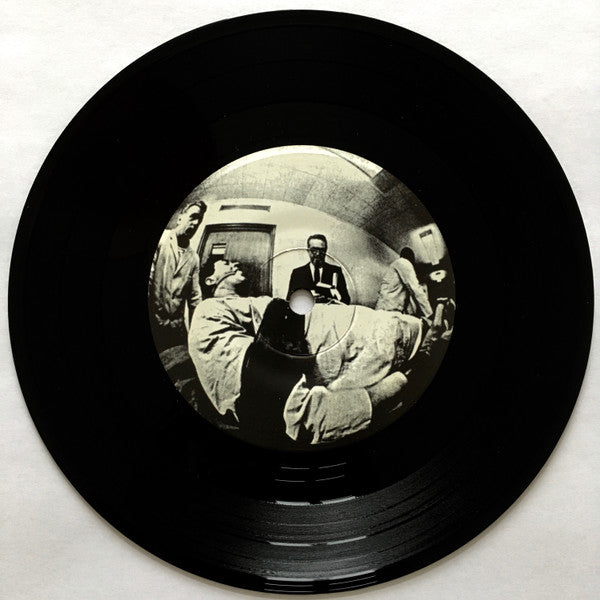 Damnation A.D. / Walleye : In The Flesh / Fuzzyhead (7",33 ⅓ RPM)