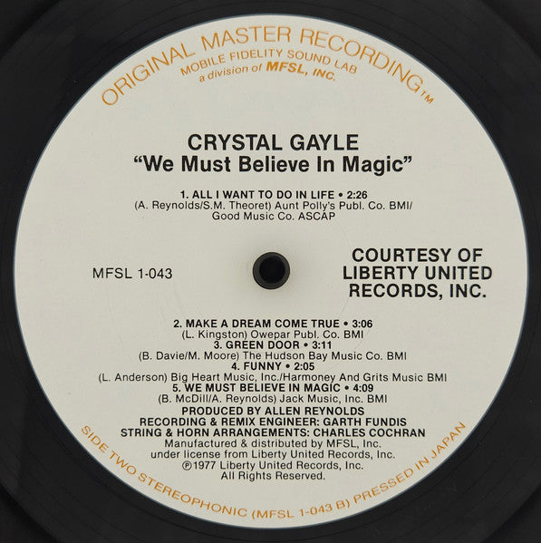 Crystal Gayle : We Must Believe In Magic (LP,Album,Limited Edition,Remastered)