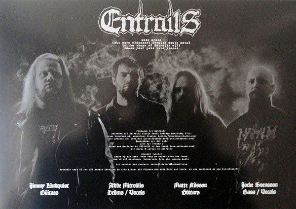 Entrails (3) : The Tomb Awaits (LP,Album)