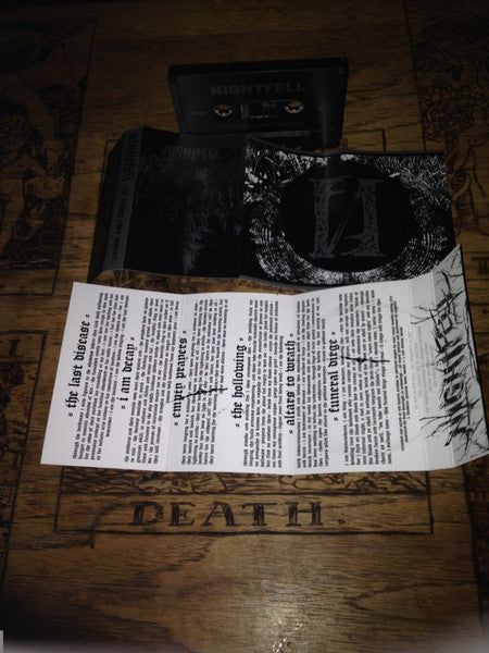 Nightfell : The Living Ever Mourn (Album)