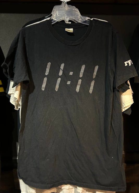 11:11 ryg Tee (M)