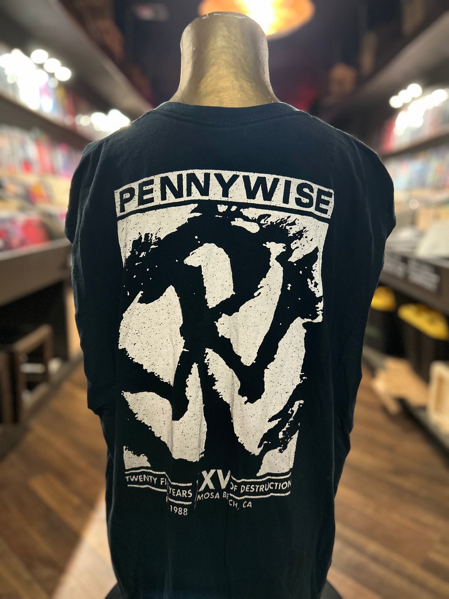 Pennywise Cut-Up (2XL)