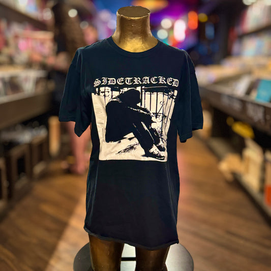 Sidetracked Tee (M)