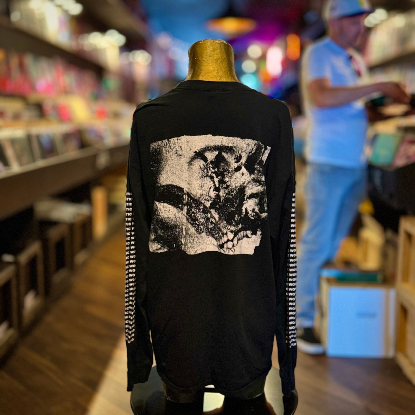Caustic Wound Long Sleeve (XL)