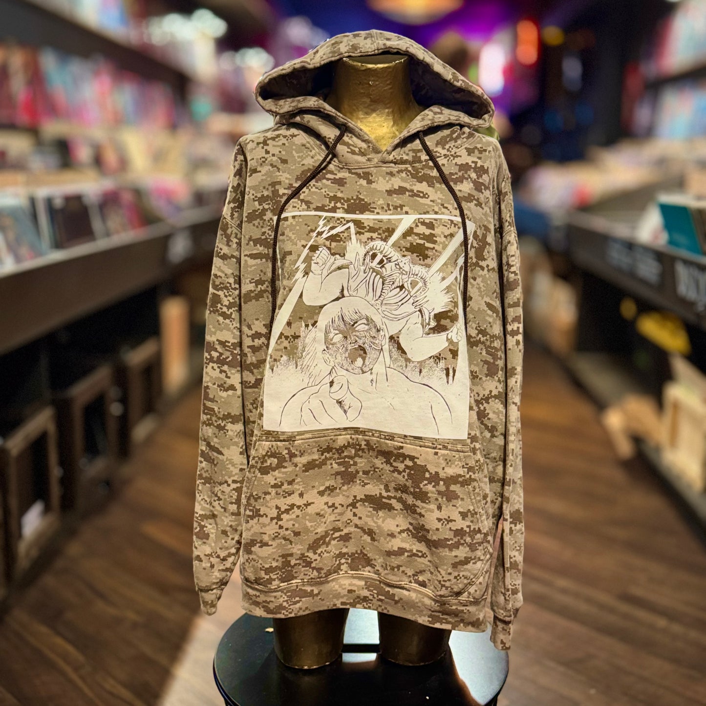 Graphic Camo Hoodie (XL)